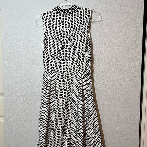 Hobbs White Polka Dot Black Sleeveless Button Up Midi Dress Size 4 - Picture 5 of 7